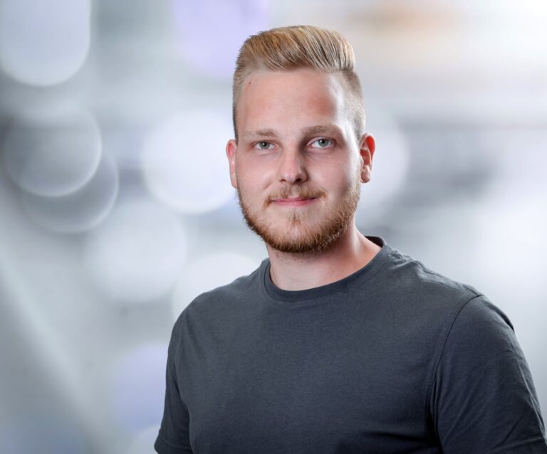 Erwin Schneider Daaden Simon Johns