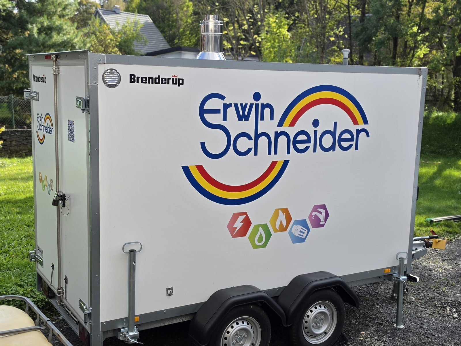 Mobile Notheizung – Heizungsanhänger der Erwin Schneider GmbH & Co. KG aus Daaden
