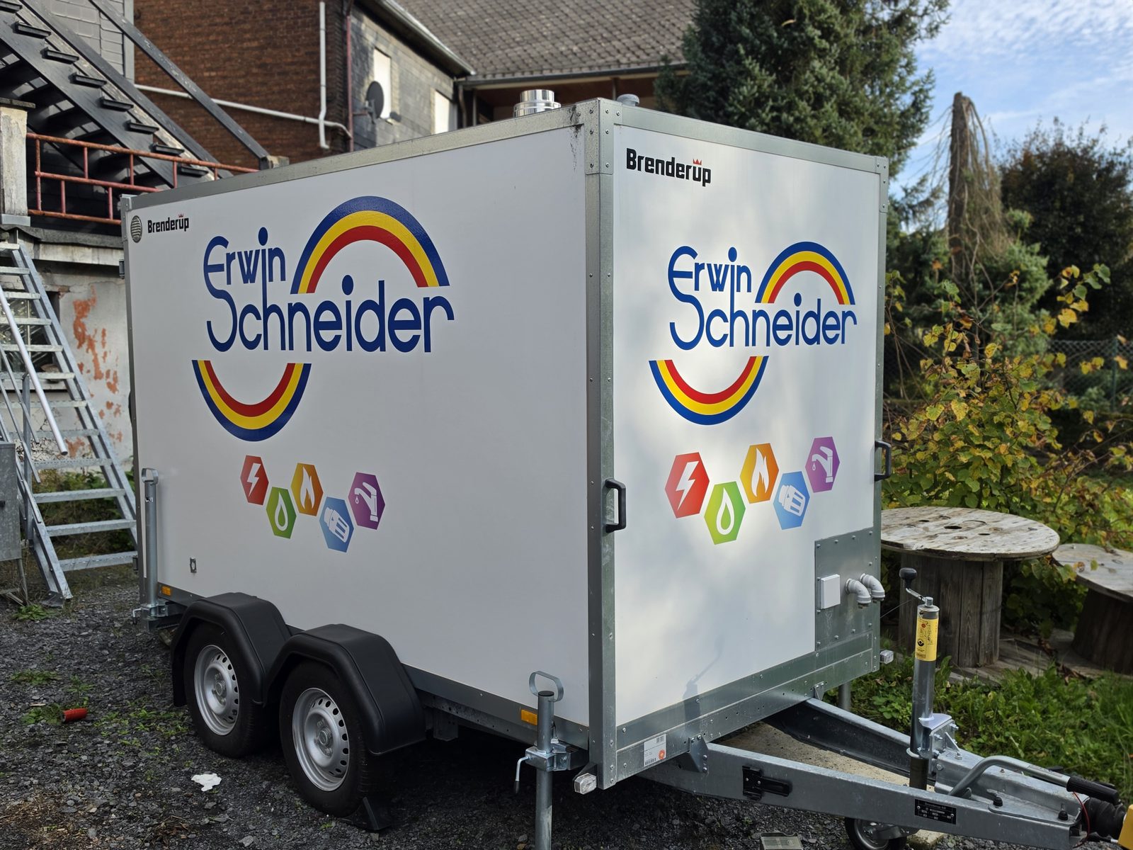 Mobile Notheizung – Heizungsanhänger der Erwin Schneider GmbH & Co. KG aus Daaden